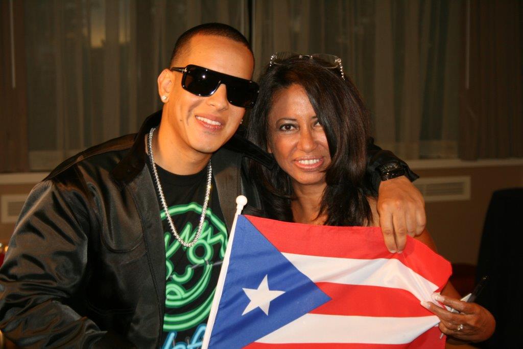 Daddy Yankee & Myrna Kahan Directora de relaciones públicas