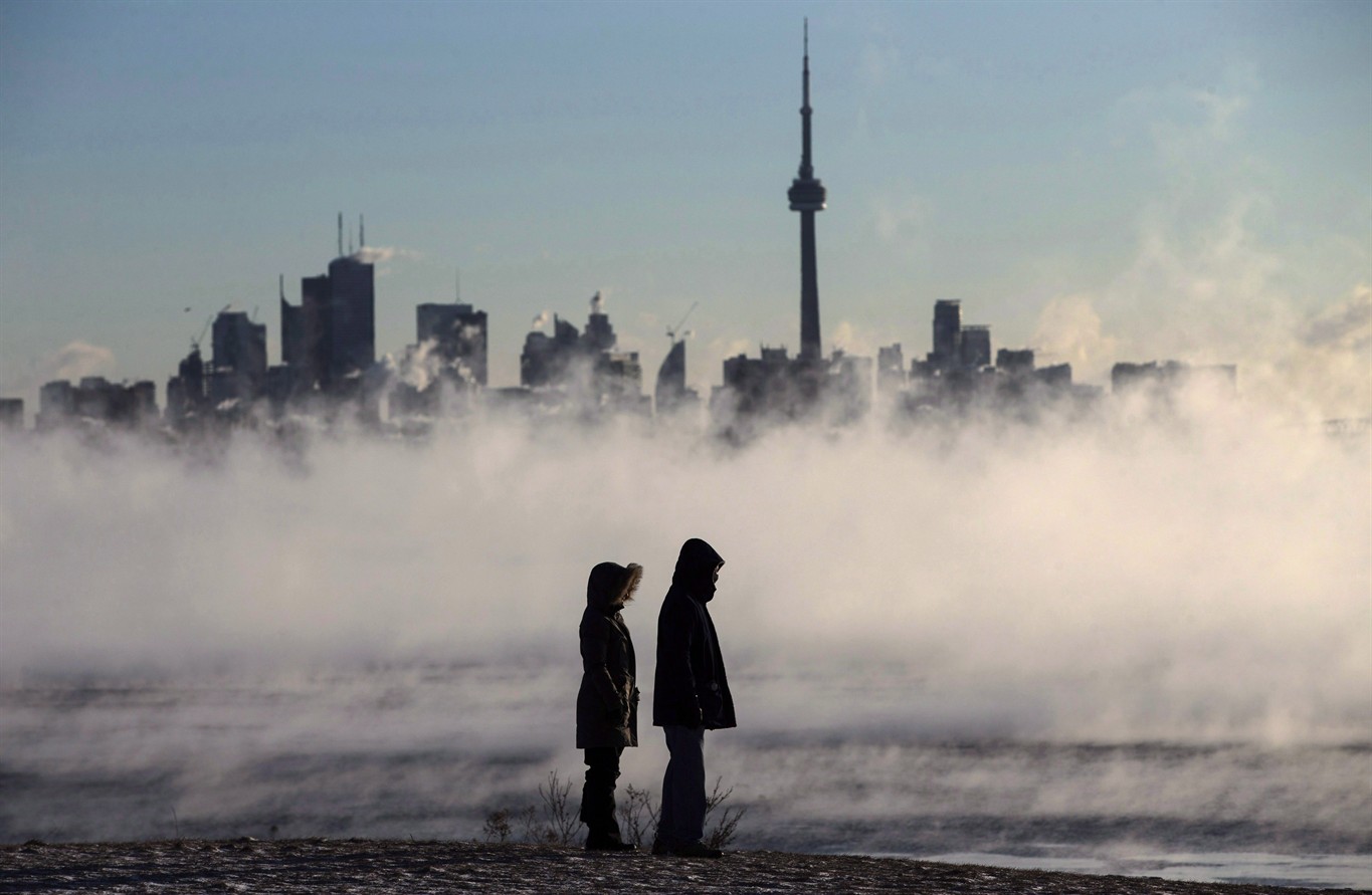 Alerta por la llegada de peligrosas lluvias heladas que azotarán a Toronto