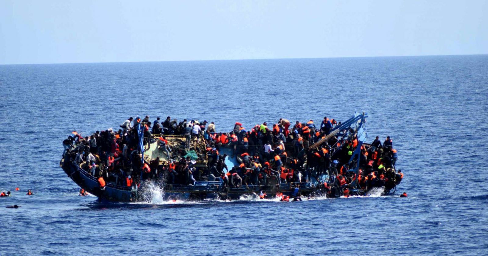 Más de 3 mil inmigrantes han muerto intentando cruzar el Mediterráneo en el 2017