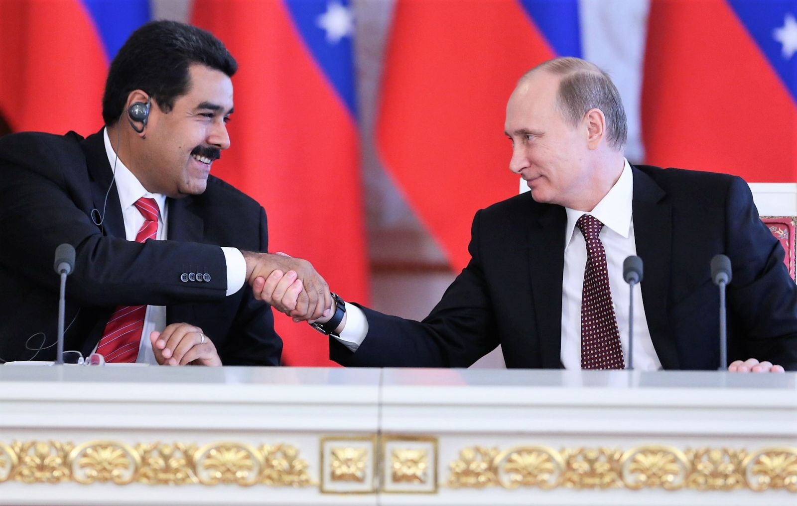 Pese a la profunda crisis, Rusia anuncia respaldando a Venezuela