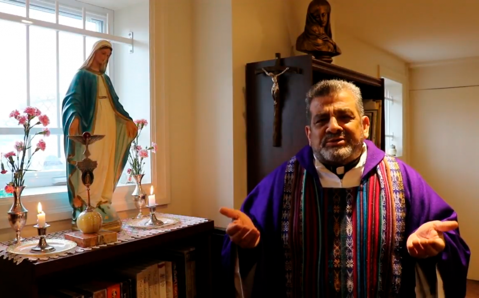 Falleció un verdadero guía espiritual de los latinos en Toronto: El padre Juan Triviño,