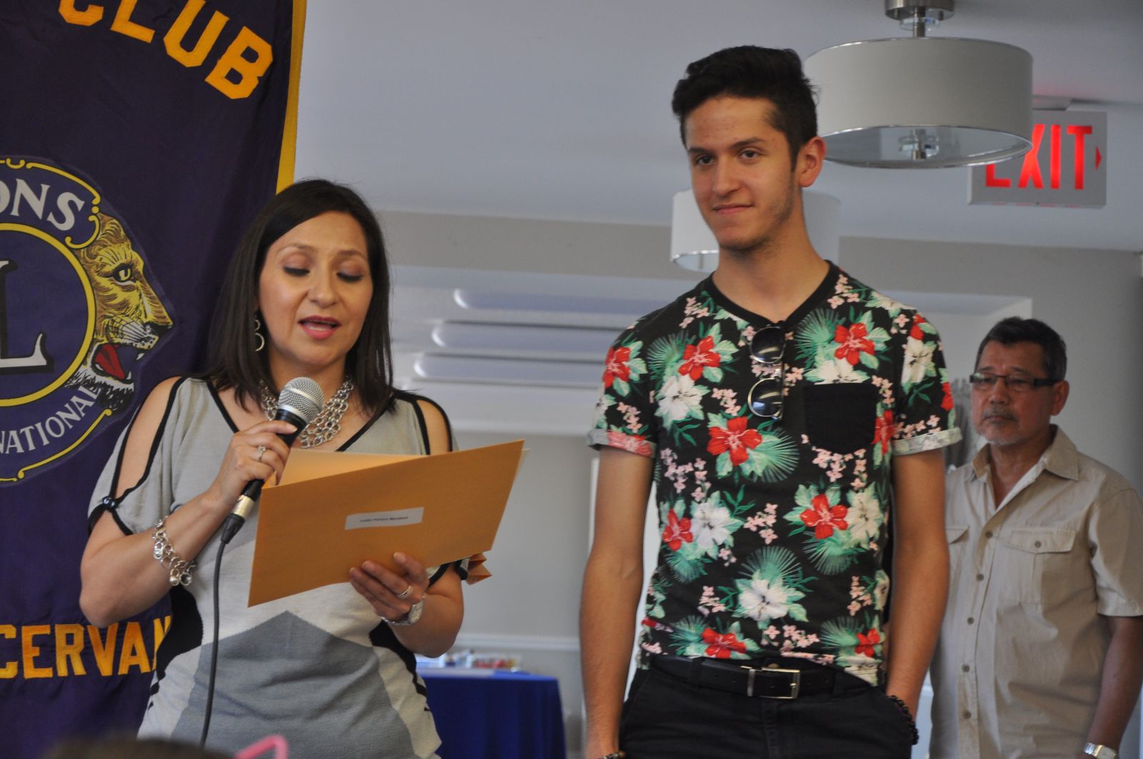 Se realizó la entrega oficial de becas a estudiantes latinoamericanos en Toronto