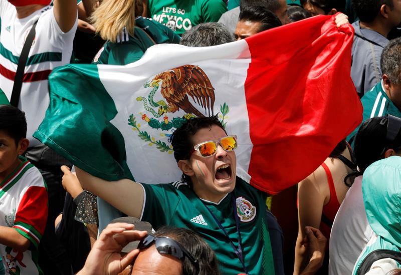 Por canticos ofensivos FIFA abre procesos contra Federación de México  