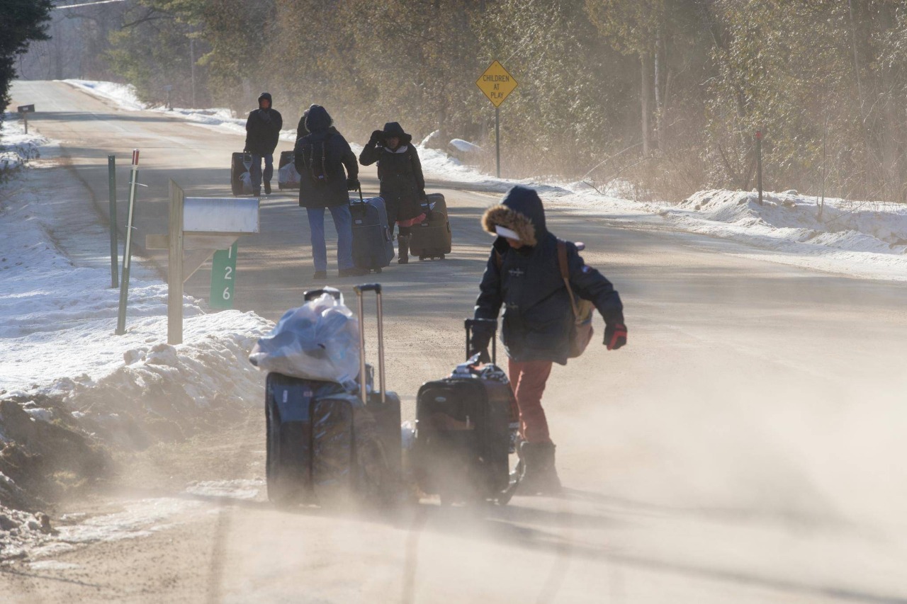 Cuatro personas, entre ellos un bebe, mueren congelados en Canadá intentado cruzar la frontera 