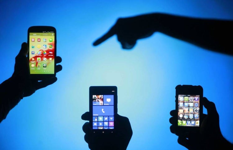 Google recomienda desinstalar 24 aplicaciones de su teléfono, por fraudulentas 