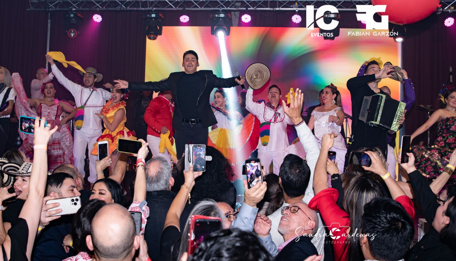 Jorge Celedón, el gran concierto latino que dio vida a un carnal en invierno en Canadá