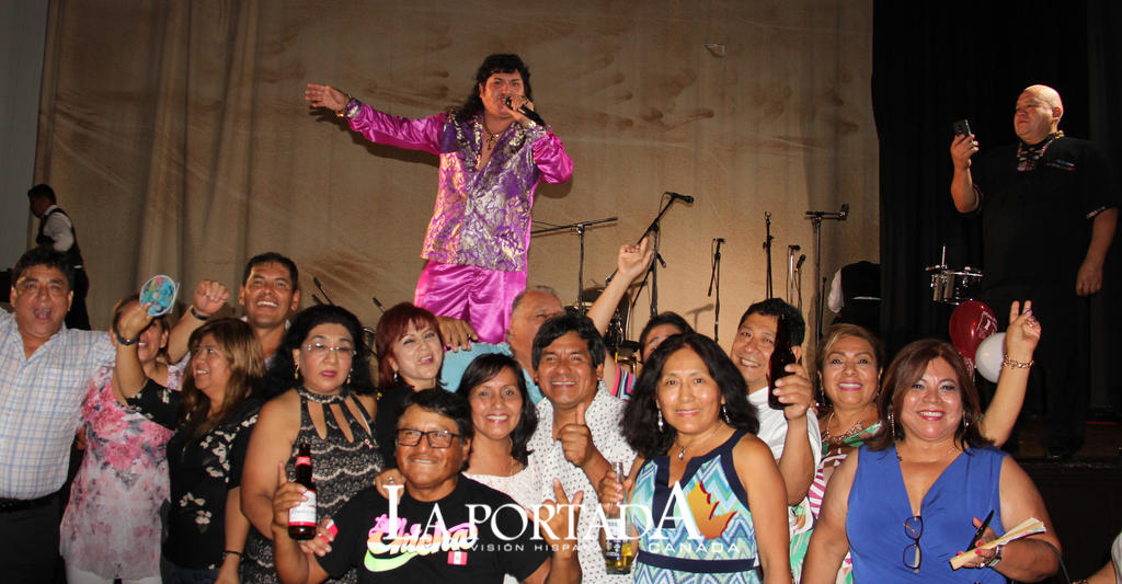 Peruanos unidos en Toronto en la gran celebración de su fiesta patria 