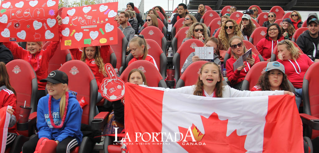 Con gran triunfo de despedida selección Femenina de Canadá sale rumbo al Mundial 