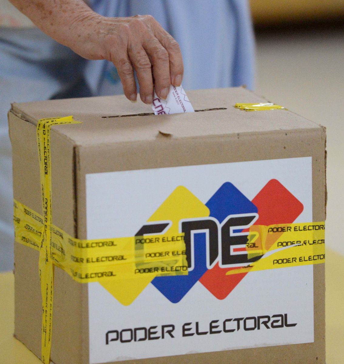 Francia, España y Canadá dudan de la trasparencia de las elecciones en  Venezuela