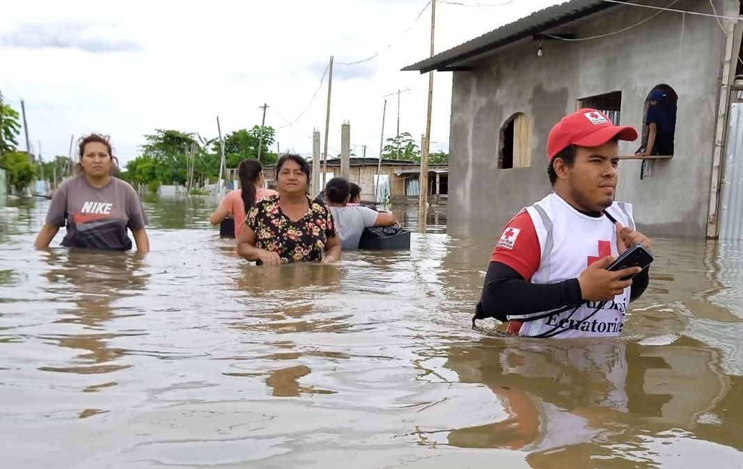 Ecuador se declara en estado de emergencia por lluvias y daños causados por el terremoto 