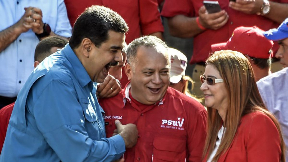 La división de la oposición en Venezuela, al único que le sirve es a Maduro 