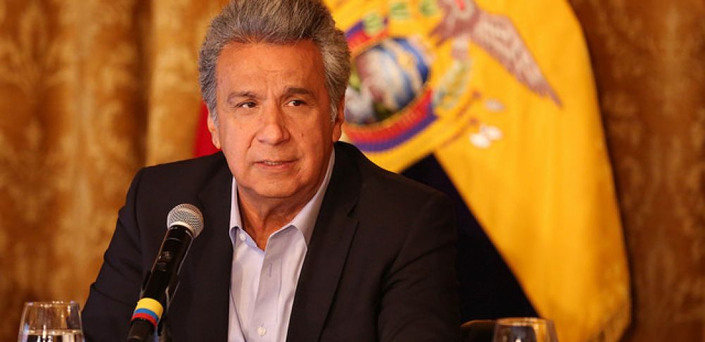 Presidente de Ecuador enciende la polémica por criticar a las mujeres