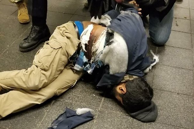 Terror en el Metro de New York, tras ataque de un extremista 
