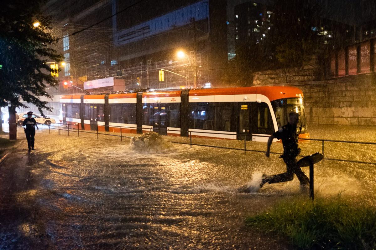 Gobierno invertirá más de $200 millones para poner fin a las inundaciones en Toronto