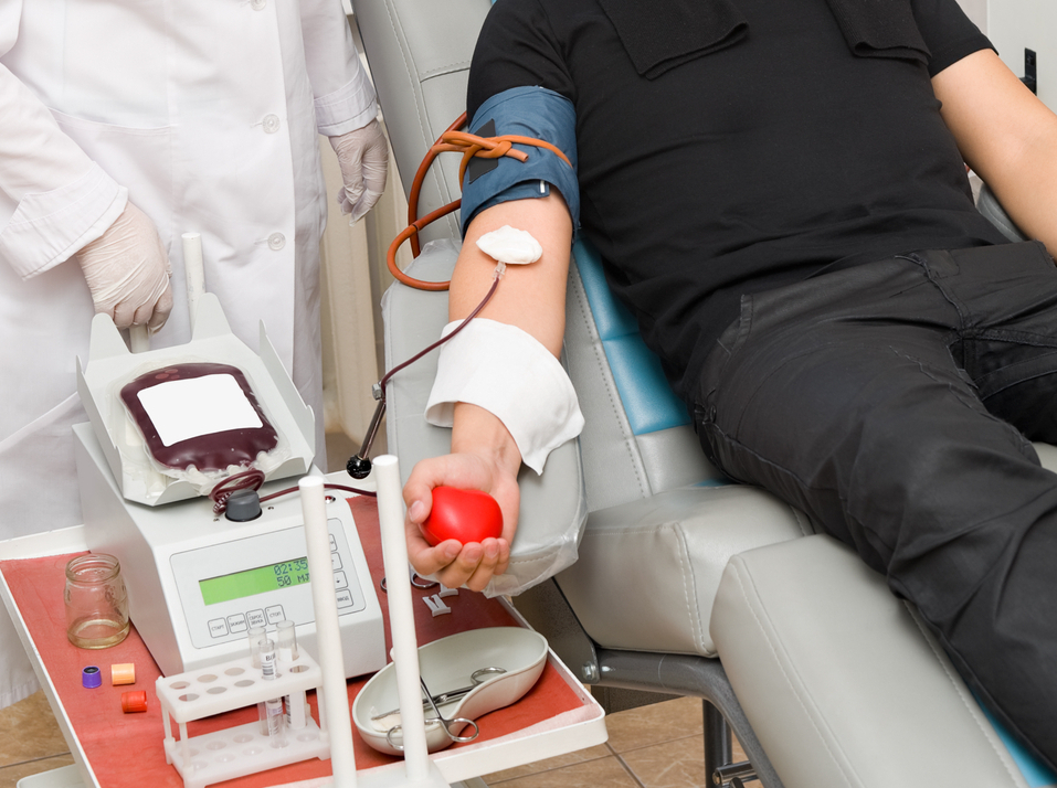 Piden que el Gobierno permita el pago a donantes de plasma sanguíneo en Canadá 